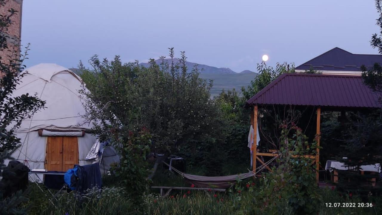 Karakol Yurt Lodge 外观 照片